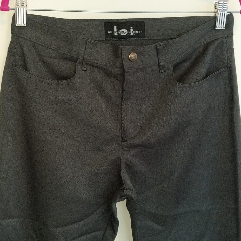 lei Women's Straight Leg Pants in Dark Gray